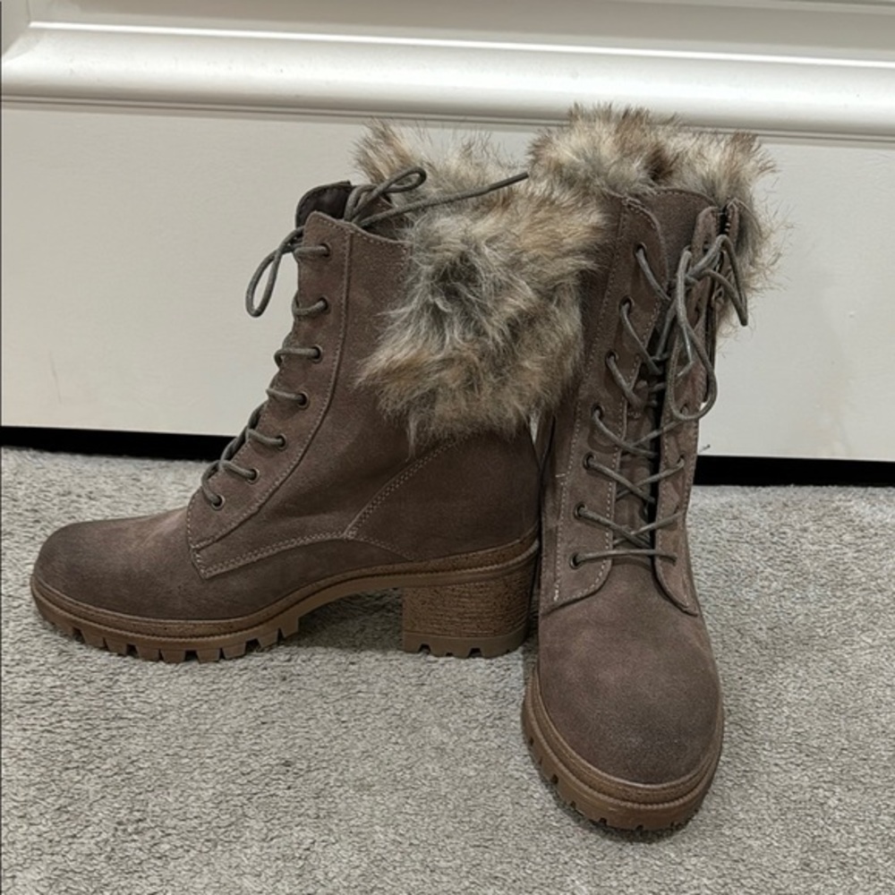 Wild Diva Fur-Lined Lace-Up Boots - Brown